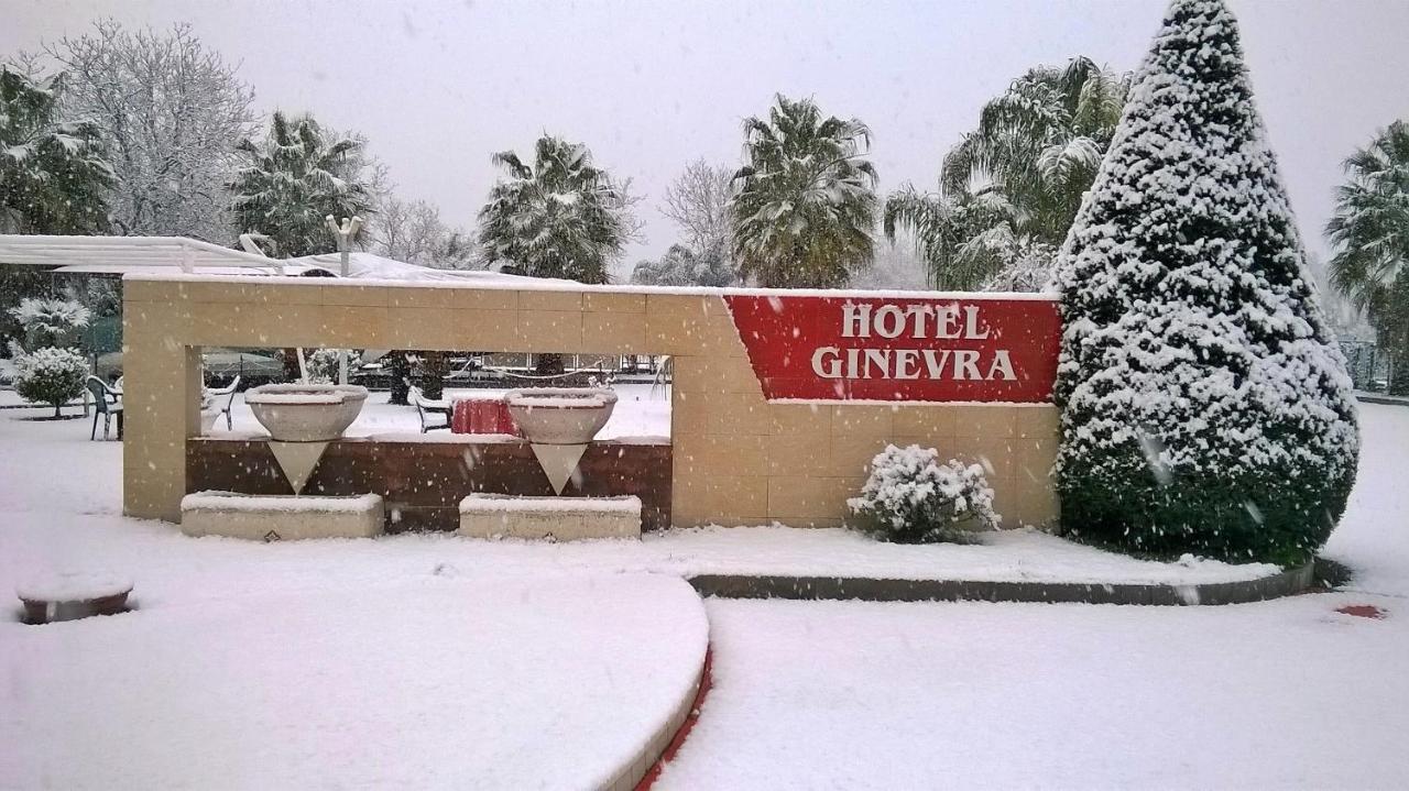 Hotel Ginevra 포지오마리노 외부 사진