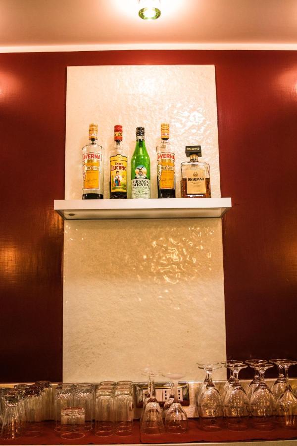 Hotel Ginevra 포지오마리노 외부 사진