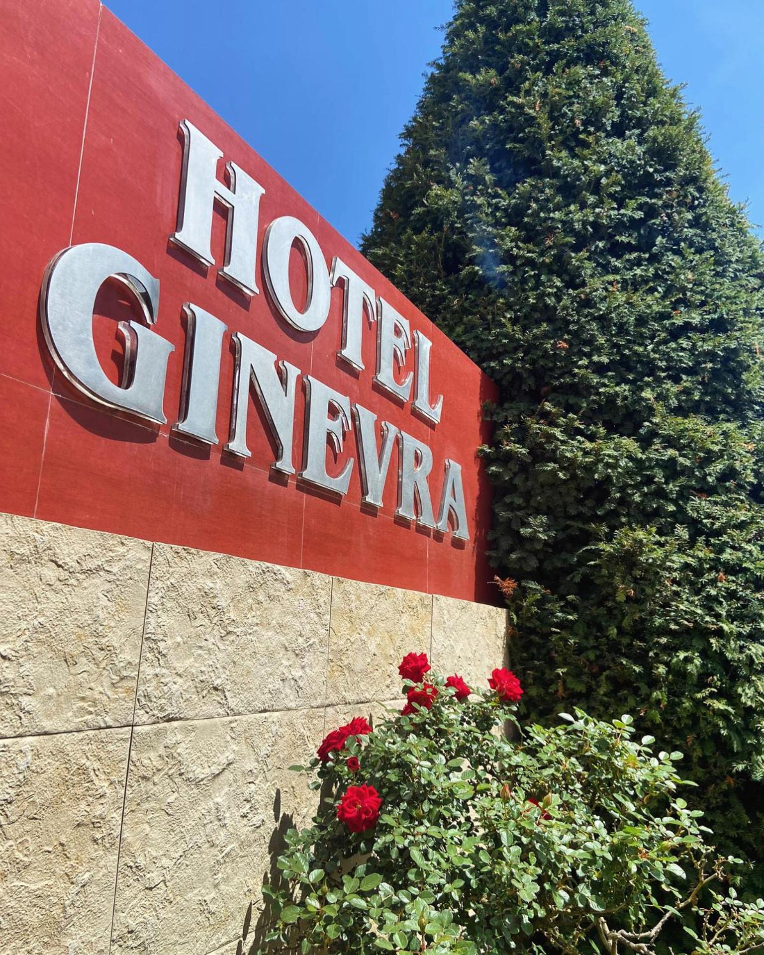 Hotel Ginevra 포지오마리노 외부 사진