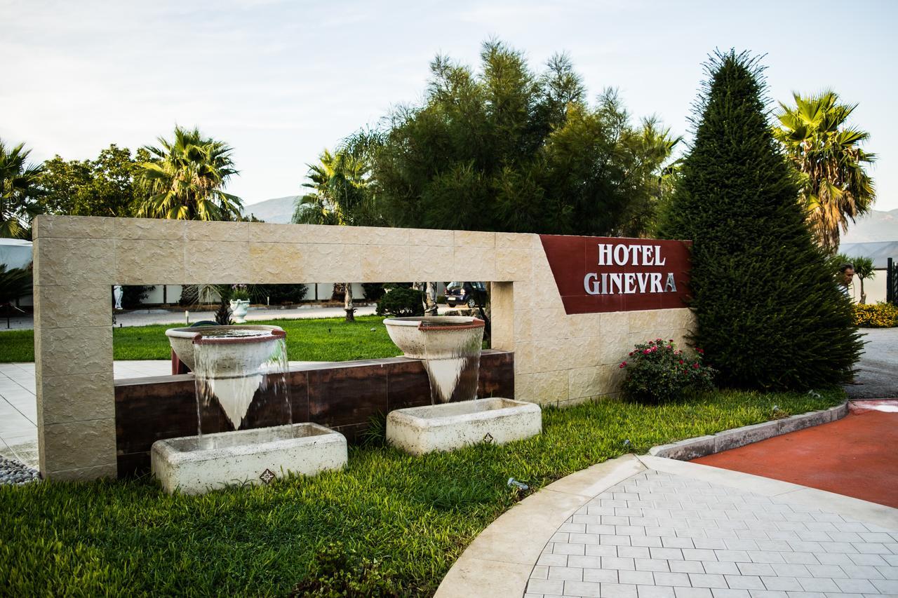 Hotel Ginevra 포지오마리노 외부 사진
